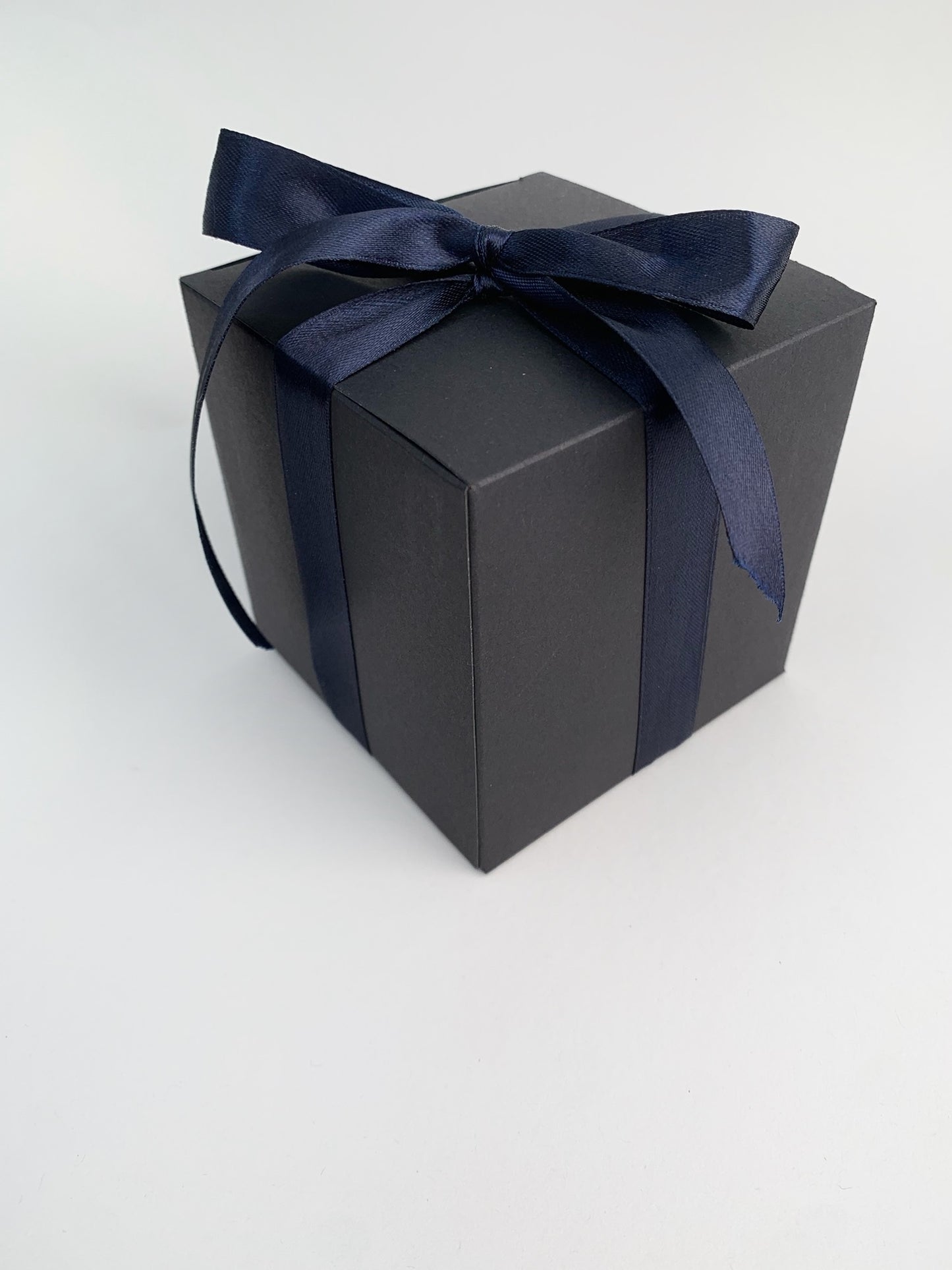 Traditional Green hand painted Christmas bauble